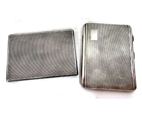 Mixed Lot: An Art Deco silver cigaratte box, engine turned detail with sliding mechanism, Birmingham 1935, makers mark for S 