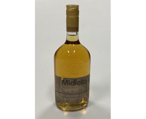 Irish Whiskey: "Midleton Reserve," Specially Blended Rare Whiskey. rare bottling of Old Midleton Distillery, a whiskey from t