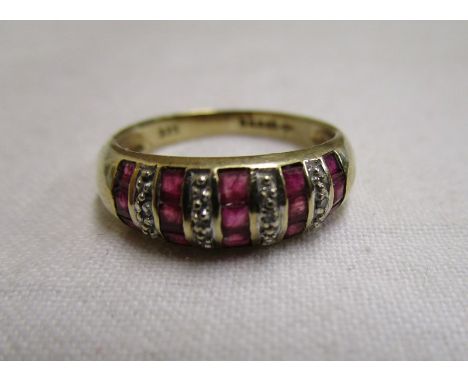 Gold ruby &amp; diamond ring