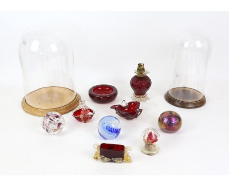 Glass dome on wooden stand, h33cm, together with another glass dome on stand (cracks to glass), h30cm, and a collection of gl