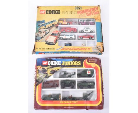 Two Corgi Juniors Whizzwheels Gift Sets, E3029 Military Gift Set, Helicopter, Land Rover ambulance, Land Rover recovery, Daim