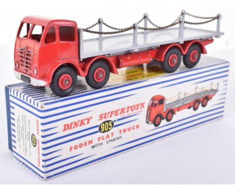 Dinky Supertoys  905 Foden Flat Truck With Chains, red 2nd type cab/chassis/wheel hubs, light grey back, in mint original con