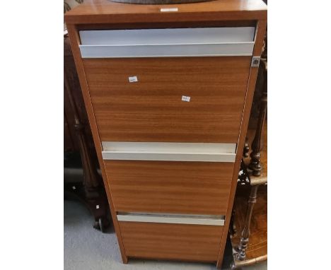 Modern three drawer filing cabinet. (B.P. 21% + VAT)