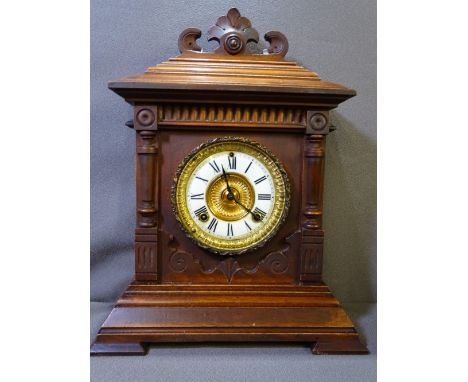 BLACKFOREST TYPE MANTEL CLOCK