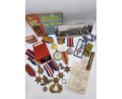 A collection of WW1 &amp; WW2 medals including a The Great War for Civilisation 1914-1919, The Defence Medal, 1914-1915 Star 