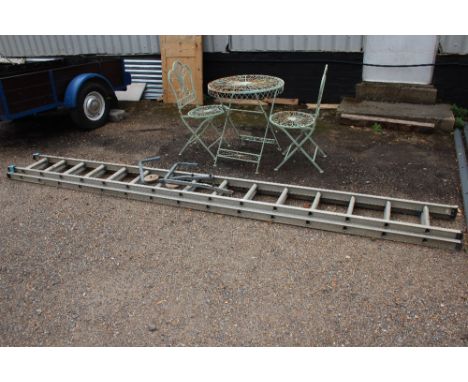 An aluminium extending ladder