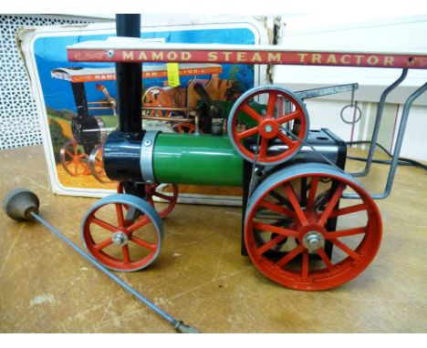 BOXED MAMOD T.E. LA STEAM TRACTOR