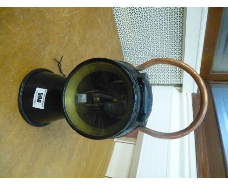 'LES VESTALES' PHARES BESNARD LAMP
