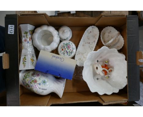 A mixed collection of items to include Aynsley Wild Tudor, Pembroke, Wedgwood Campion items together with boxed Goebel figure