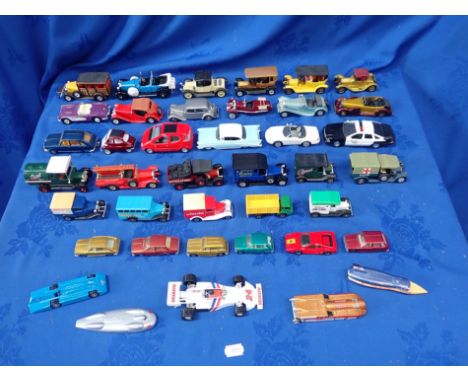 A COLLECTION OF UNBOXED MODEL VEHICLES in good condition