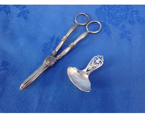 A PAIR OF SILVER GRAPE SCISSORS and a Scottish silver tea caddy spoon