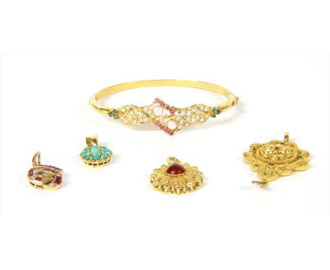 A quantity of gold jewellery, to include a ruby and diamond pendant, tested as approximately 18ct gold, a cabochon turquoise 