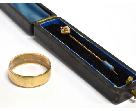 A GENT'S HALLMARKED 9CT GOLD PLAIN WEDDING BAND  8mm wide with beaded borders, size Z, weighing approx. 4.0 grams together wi