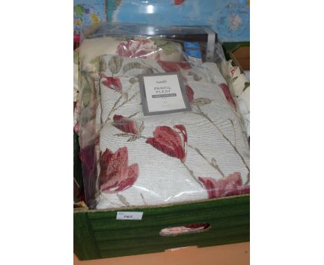 Quantity of assorted curtains