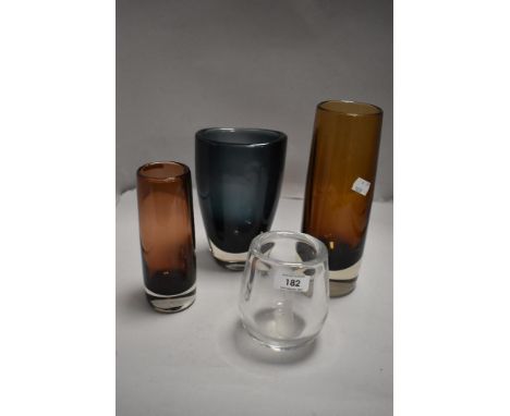 Four pieces of modern art glass including an Orrefors Sven Palmqvist clear cut vase with girl holding a flower pattern.