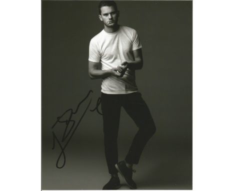 Jeremy Irvine 10x8 signed full body shot portrait b/w photo. English actor who made his film debut in the epic war film War H