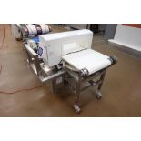 2020 Mettler Toledo metal detector with conveyor