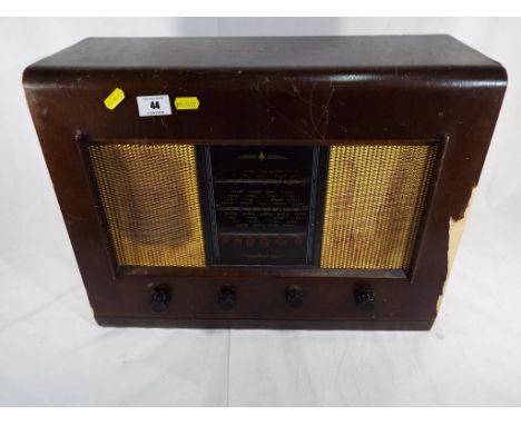 A vintage Bush wooden cased radio serial No. 59/48906