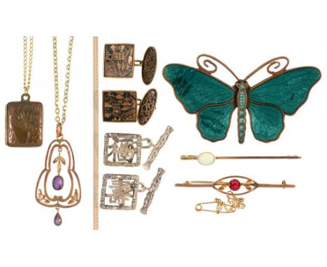 A MALACHITE BUTTERFLY BROOCH, A PAIR OF CHINESE PIERCED SILVER CUFFLINKS, MARKED STERLING, AN AMETHYST SET GOLD OPENWORK PEND