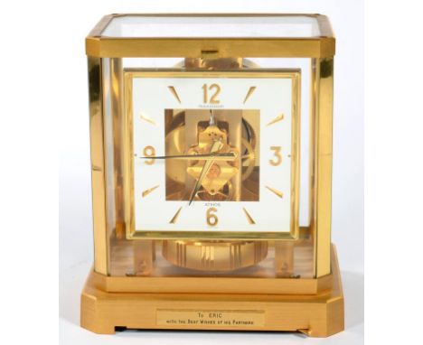 A JAEGER LECOULTRE ATMOS CLOCK, SERIAL NUMBER 486634, 23CM H, LATE 20TH C
