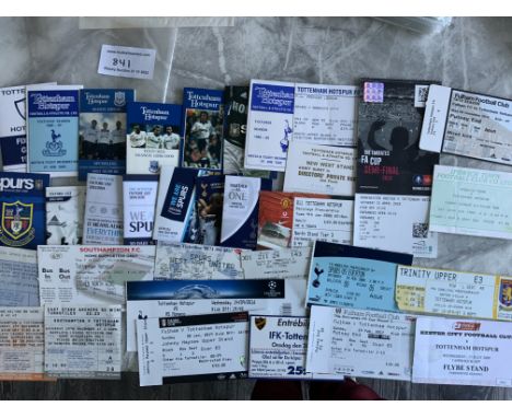 Tottenham Football Tickets + Fixture Lists: 14 different fixture lists mainly from the 90s onwards. C/W 19 tickets including 