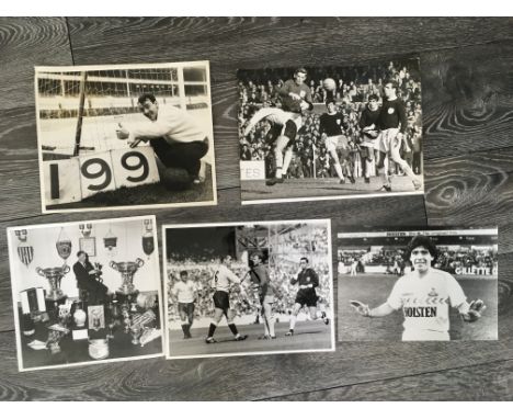 Tottenham Football Press Photo Collection: Press photo of Bill Nicholson surrounded by trophies, 66/67 Fulham v Tottenham mat