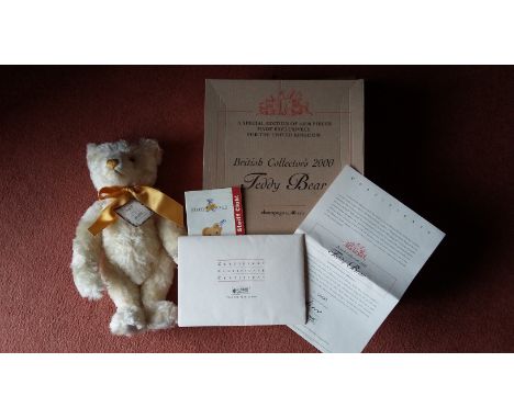 A Steiff Teddy Bear British Collectors 2000 - low Limited Edition number 00687, fully jointed, with growler, white Limited Ed