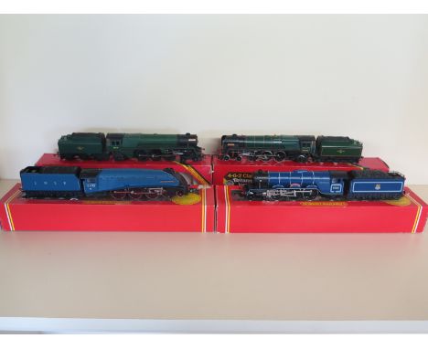 Four Hornby 00 gauge Locomotive including R 056 - Iron Duke - 4-6-2 70014 with Tender R.063  B.R. Locomotive - Britannia - 4-