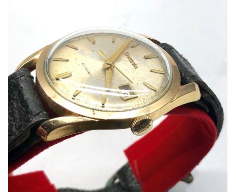 Vintage Gents Bulova automatic wristwatch working but no warranty given 