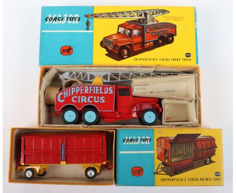 Corgi Major Toy 1121 Chipperfields Circus Crane Truck, red/blue body, silver painted jib, in mint original condition, with fo
