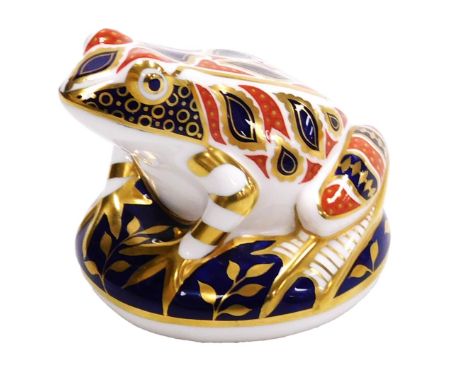 A Royal Crown Derby porcelain Imari paperweight, modelled as a frog, printed marks. 