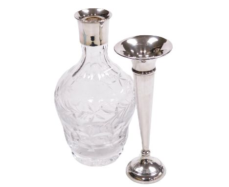 An Elizabeth II loaded silver bud vase, of trumpet form, Birmingham 1978, 3.10oz all in, 20cm high, together with a cut glass
