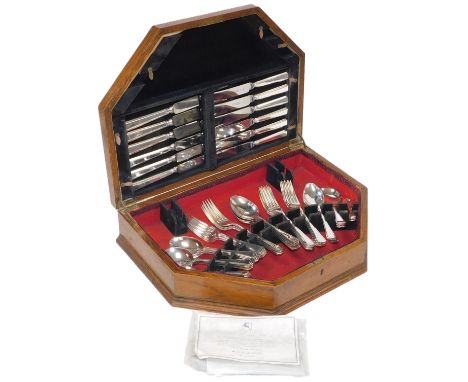 An Arthur Price silver plated canteen of cutlery, six place settings, oak cased.