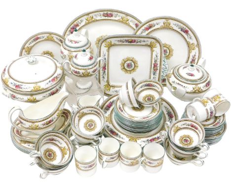 A Wedgwood porcelain Columbia pattern part dinner tea and coffee service, comprising an oval meat platter, vegetable tureen a