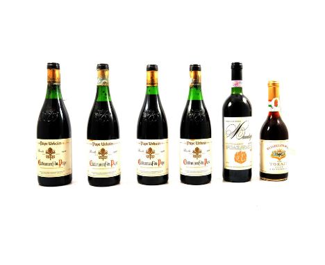 One box of assorted wines:1988 Chateauneuf-du-Pape, Pape Urbain (x4)1987 Berardenga Riserva, ChiantiBanyuls l'Etoile, unknown