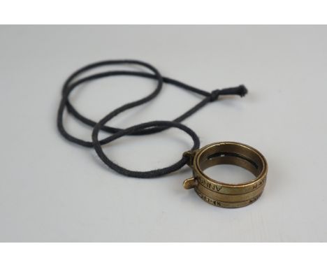 Small sundial ring (Anneau Solaire) marked 10 H.S. Thon