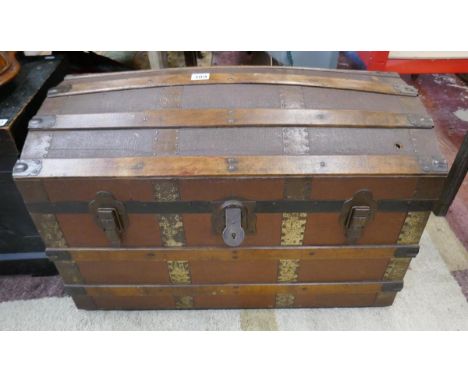 Dome top trunk