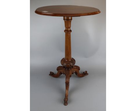 Mahogany tripod tableApprox size H 73 cm D 48 cm