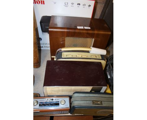 5 Vintage Radios including Roberts, Perdio