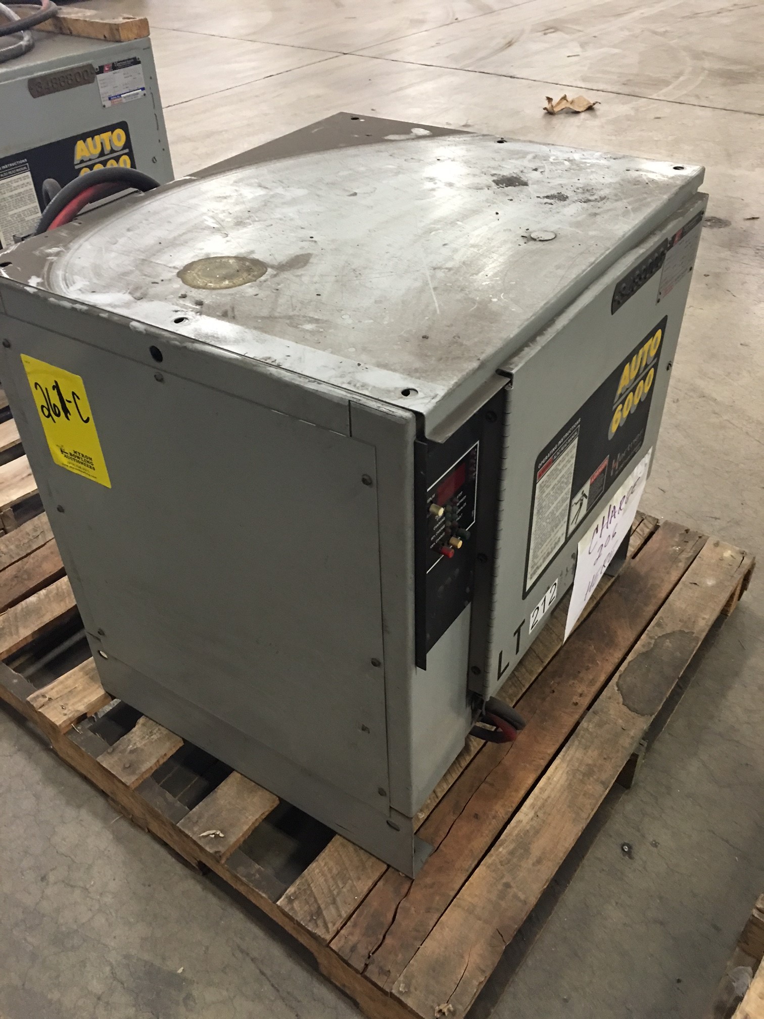 Lot 261C - HERTNER AUTO 6000 BATTERY CHARGER