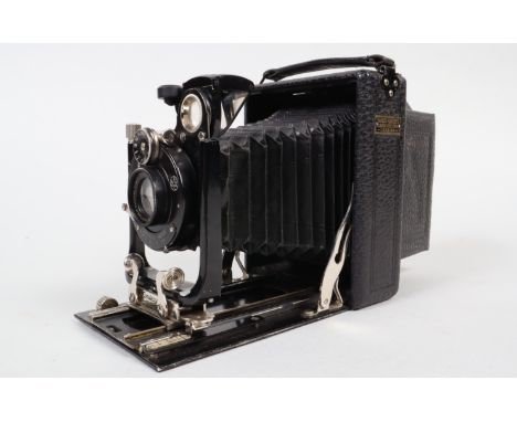 A Contessa Nettel Altura Quarter-Plate Folding Plate Camera, circa 1921, body G, double extension, dial-set shutter sluggish 