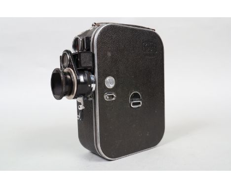 A Zeiss Ikon Movikon 16 Rangefinder Cine Camera, serial no 40483, variable shutter, body F-G, oil residue in film chamber, sp