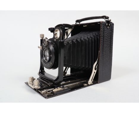 A Contessa Nettel Tessco Quarter-Plate Folding Plate Camera, early 1920s, body G, double extension, Derval shutter, Cornettar