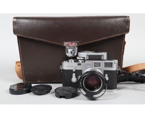 A Leitz Wetzlar Leica M3 Double Stroke Camera, serial no 786 646, 1955, chrome, body VG, shutter working, self-timer working,