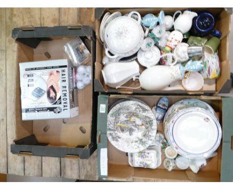 A mixed collection of ceramic items to include Yorkshire Ironstone cottage decorated bowls, similar Crown Dynasty items, flor