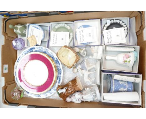 A mixed collection of ceramic items to include - boxed Wedgwood Sage green and blue Jasperware ash trays and pin trays, toget