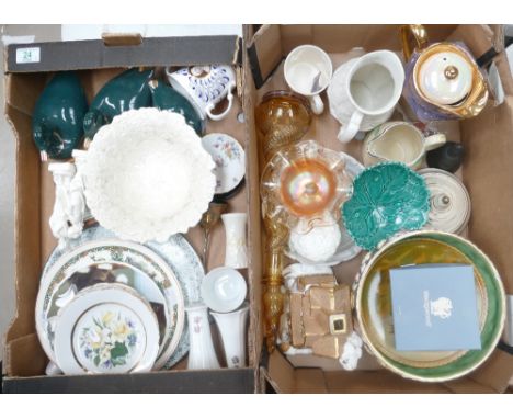 A mixed collection of ceramic items to include - Spode, Mappin and Webb design serving platter, early embossed water jug, Sad