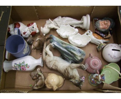 A mixed collection of ceramics to include Wedgwood country ware, shell trays, elite pottery hand painted figure of a mountain