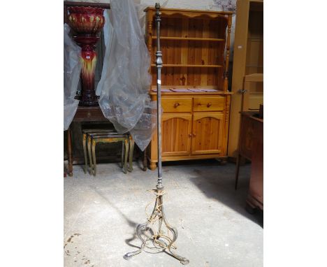 METAL STANDARD LAMP 