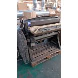 Vickers case creasing machine